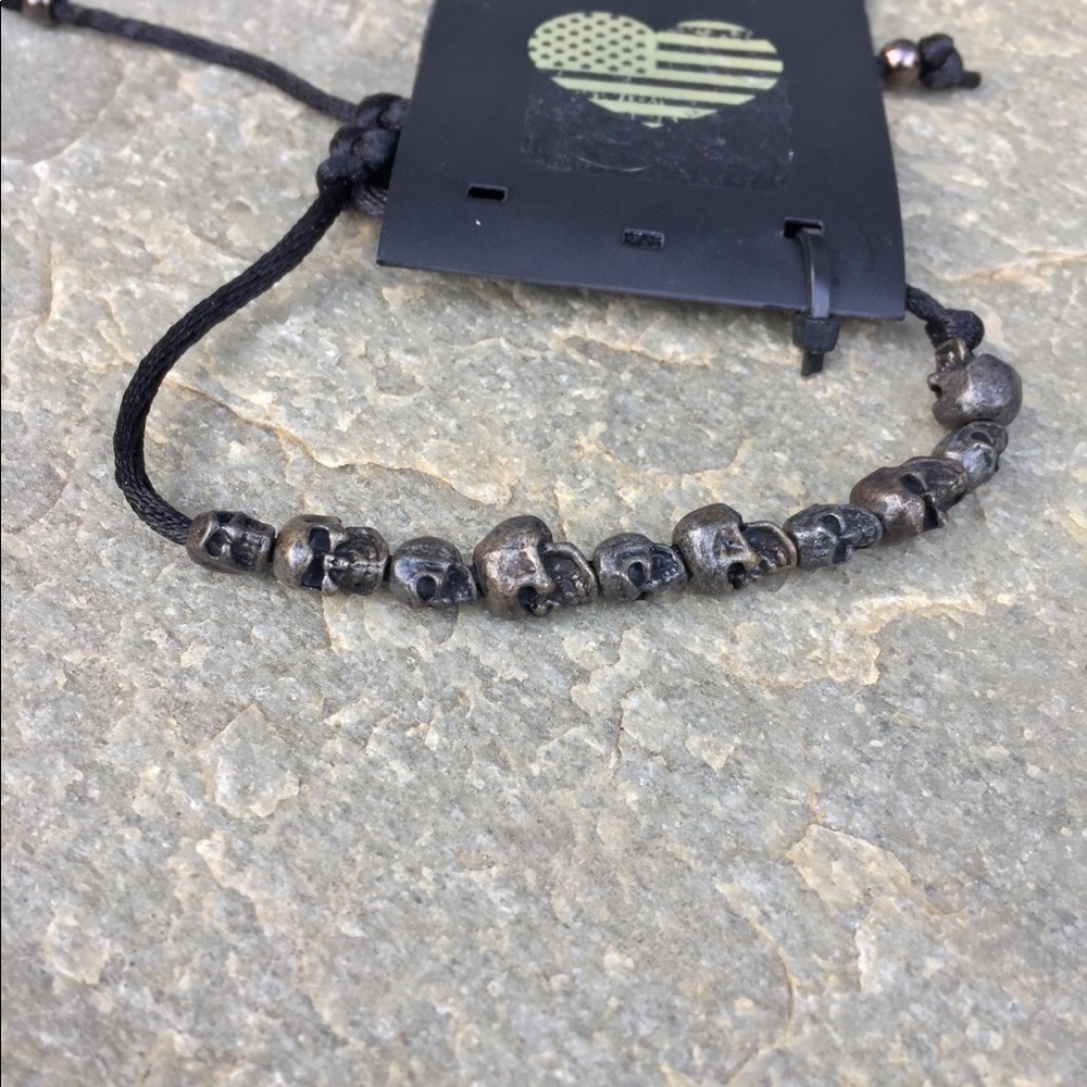 Metal skull anklet NWTs